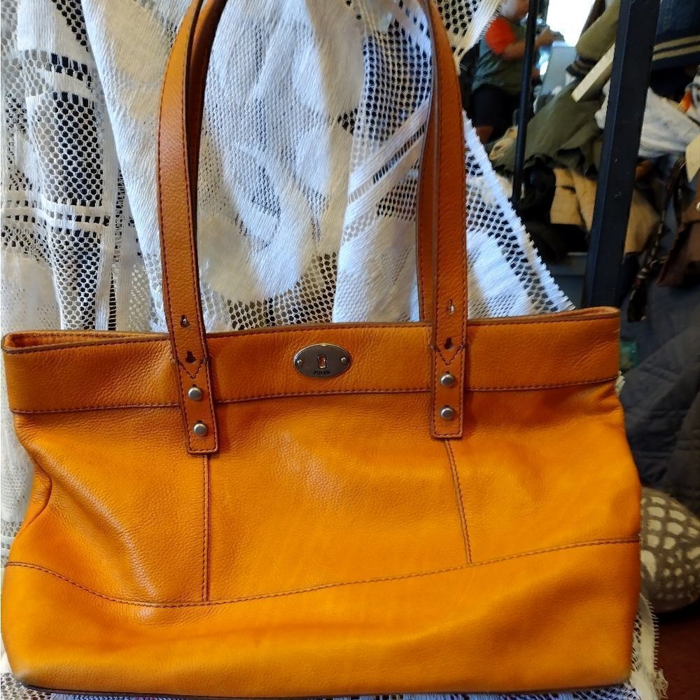 Fossil leather bag